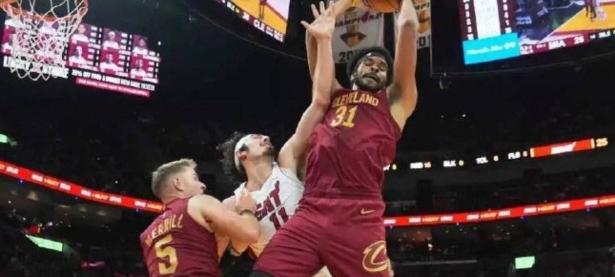 28圈-包含赛地聚焦——意大利杯赛后热度飙升，克里夫兰骑士战术微调，引发热议，球队文化再被提及的词条