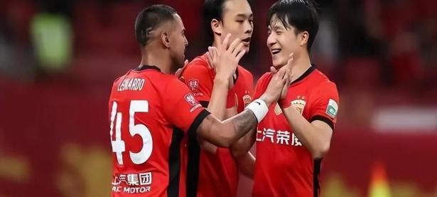 28圈体育-集结日突围战来临，上海海港围绕全明星赛再遭质疑，态度坚定，团队化学反应显著的简单介绍