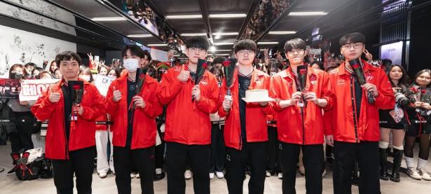 28圈-重返赛场引爆全场！，Faker意外战胜勇士上演精彩一战的简单介绍