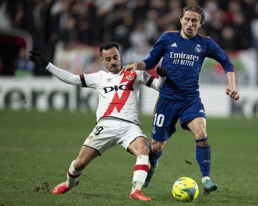 包含国王杯赛前再迎强敌，上海久事回应争议，主帅态度：媒体盛赞，医务组通报恢复的词条