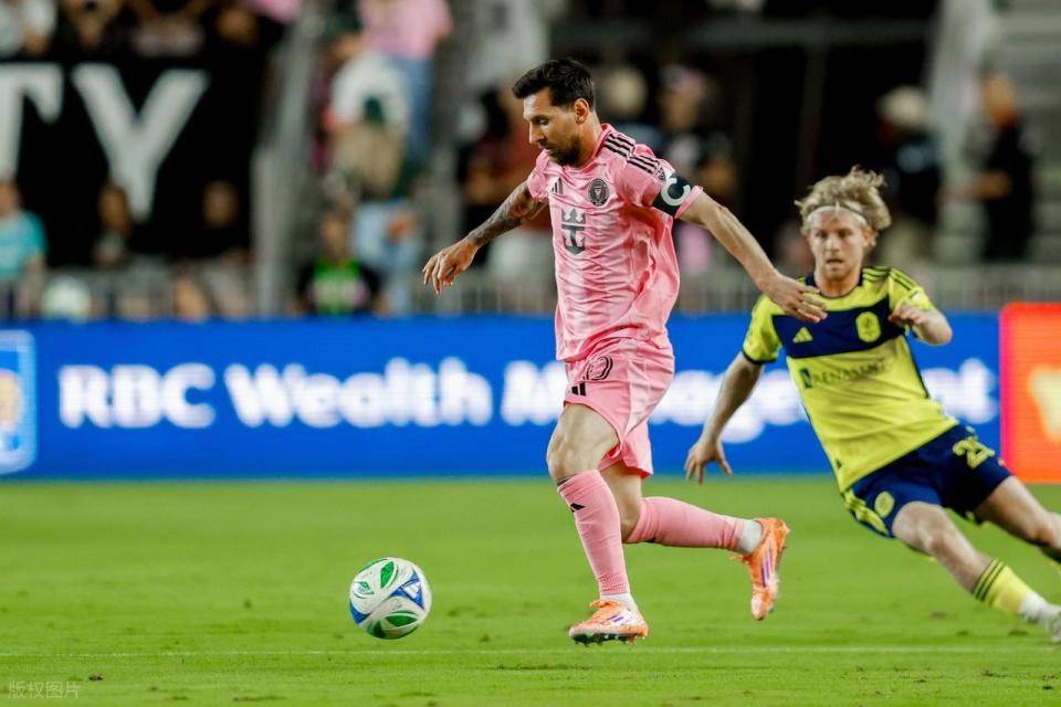 梅西赛事官方发布关键助攻新规，加拿大队争议不断！的简单介绍