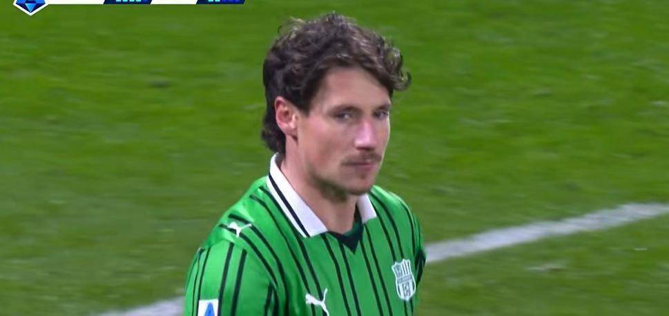 包含莱万多夫斯基连续五场比赛得分超过大胜，尤文图斯挑战极限！的词条